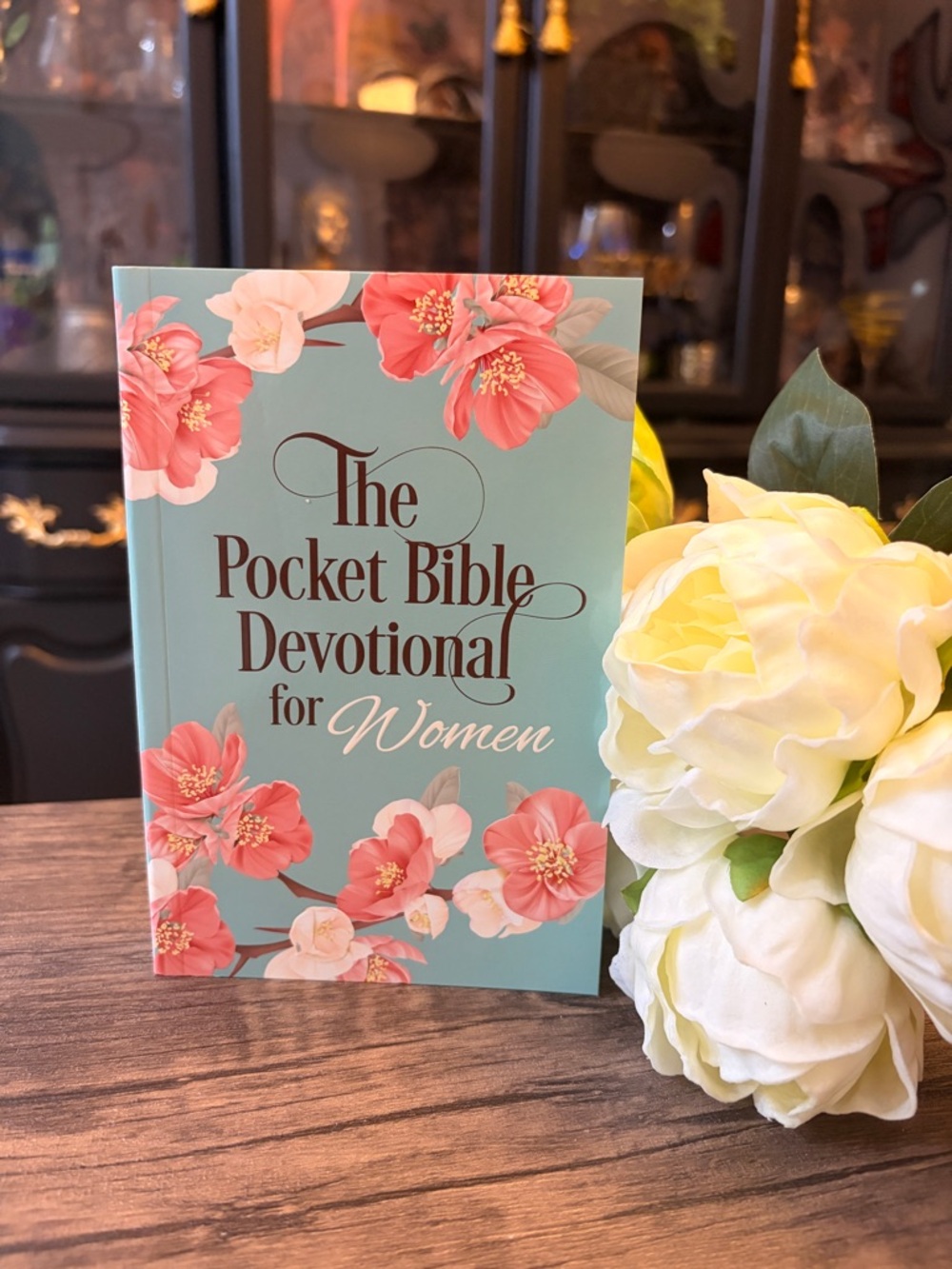 The Pocket Bible Devotional for Women